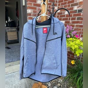 Grey and Black Nike Men’s Zip-up Hoodie